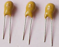 钽电解电容正负怎么分辨,日本京瓷钽电解电容型号