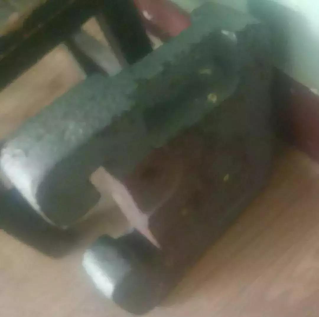 其实你心里明白,你配不上安逸