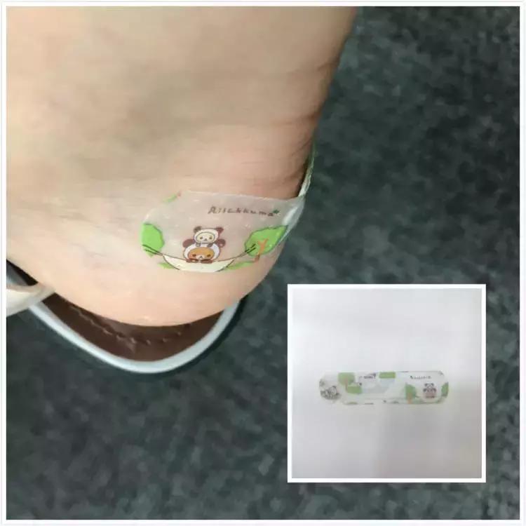 九款续命磨脚贴真人测评，最后赢的竟然是国货！