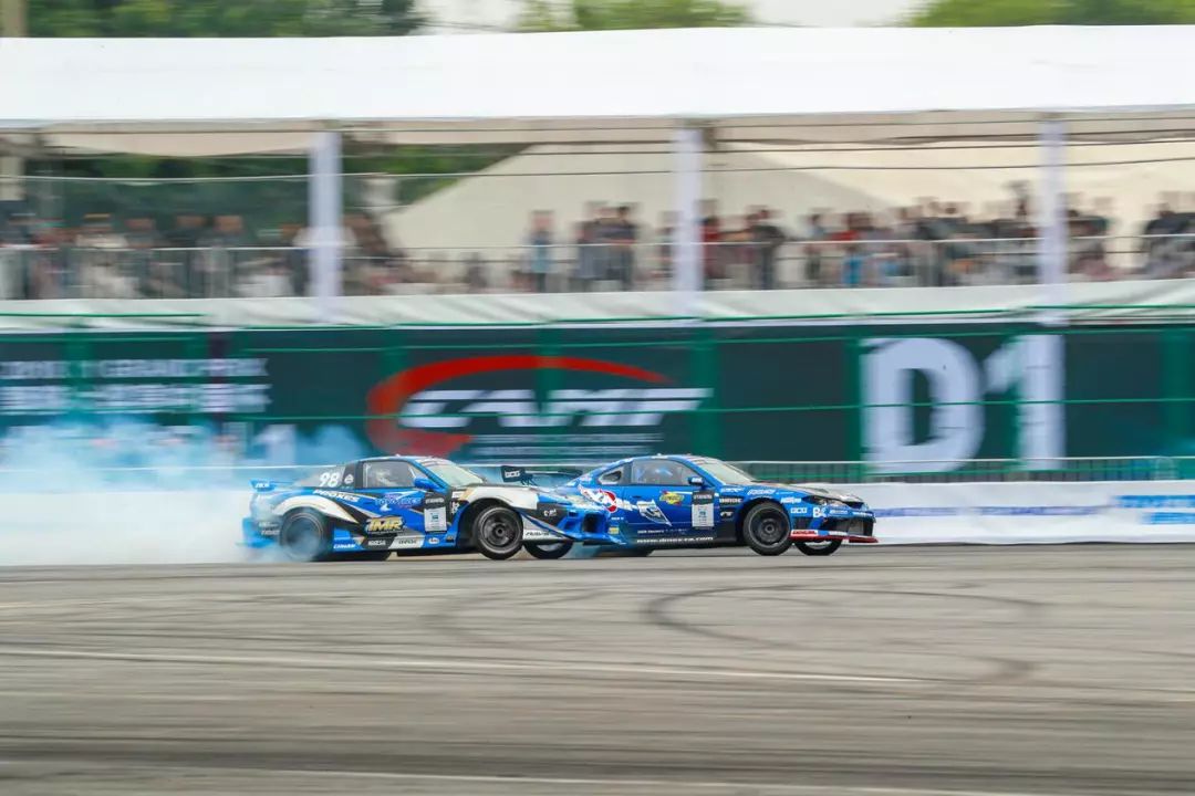 把握精彩瞬间尽享速度与激情——佳能1DX2使用心得