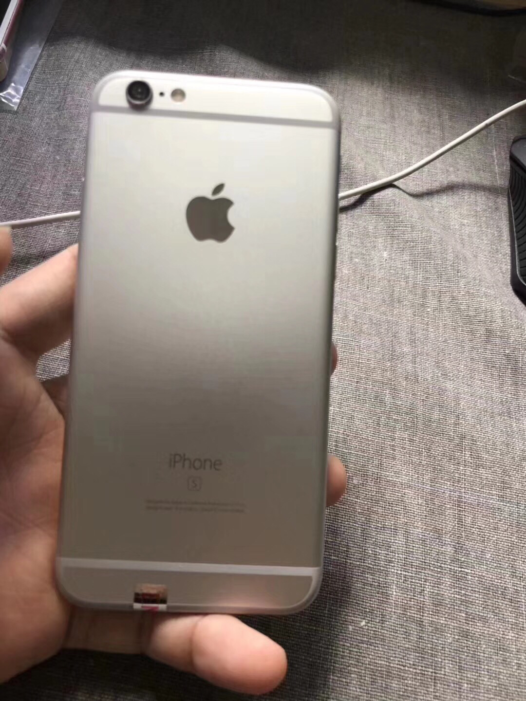 599元一部苹果手机,399苹果6s