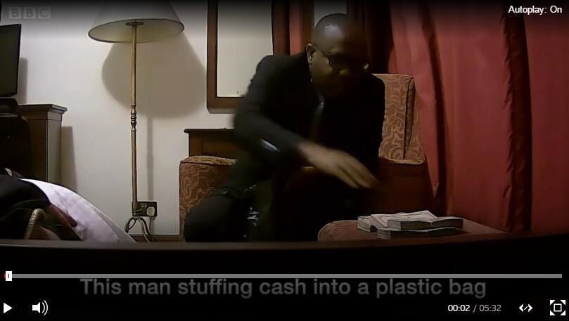 世界杯裁判贿赂有多少,世界杯裁判接受贿赂