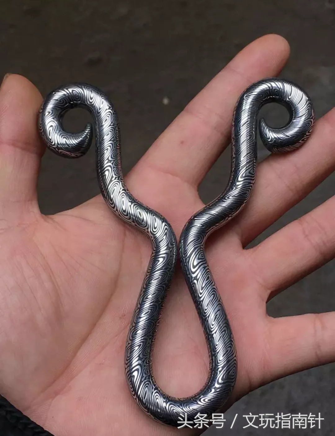 不让我爽，当心我拿弹弓叮死你！