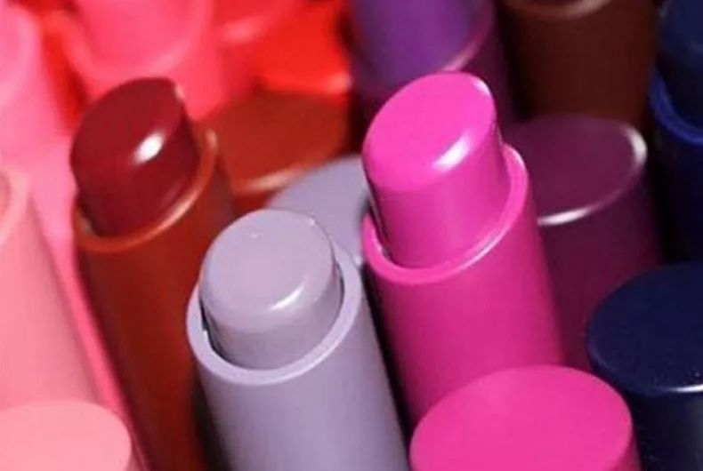 mac魅可丝缎柔雾唇膏31是什么颜色 (魅可立体凝彩唇膏三色试用装)