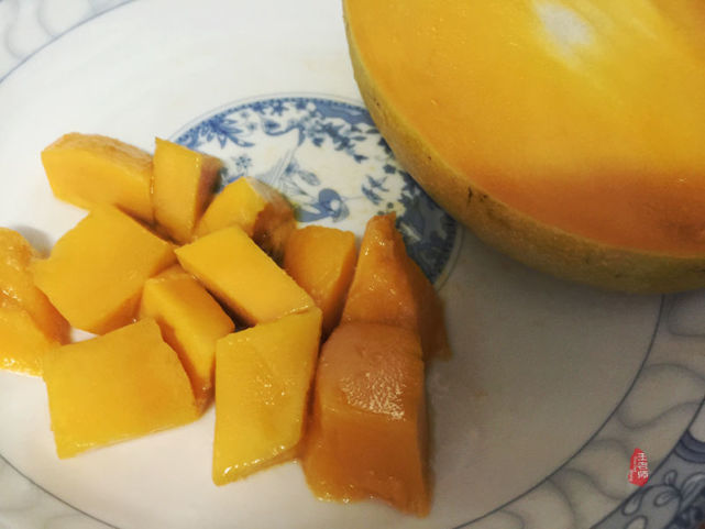 美味的披萨儿童手工,教你一个简单的水果披萨