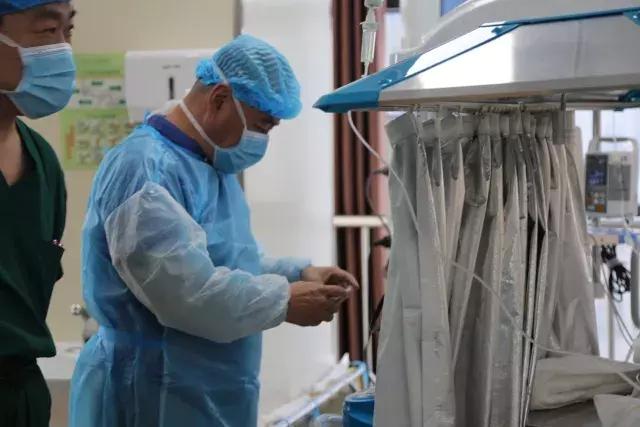 烧伤领域专家,全国出名的烧伤科专家