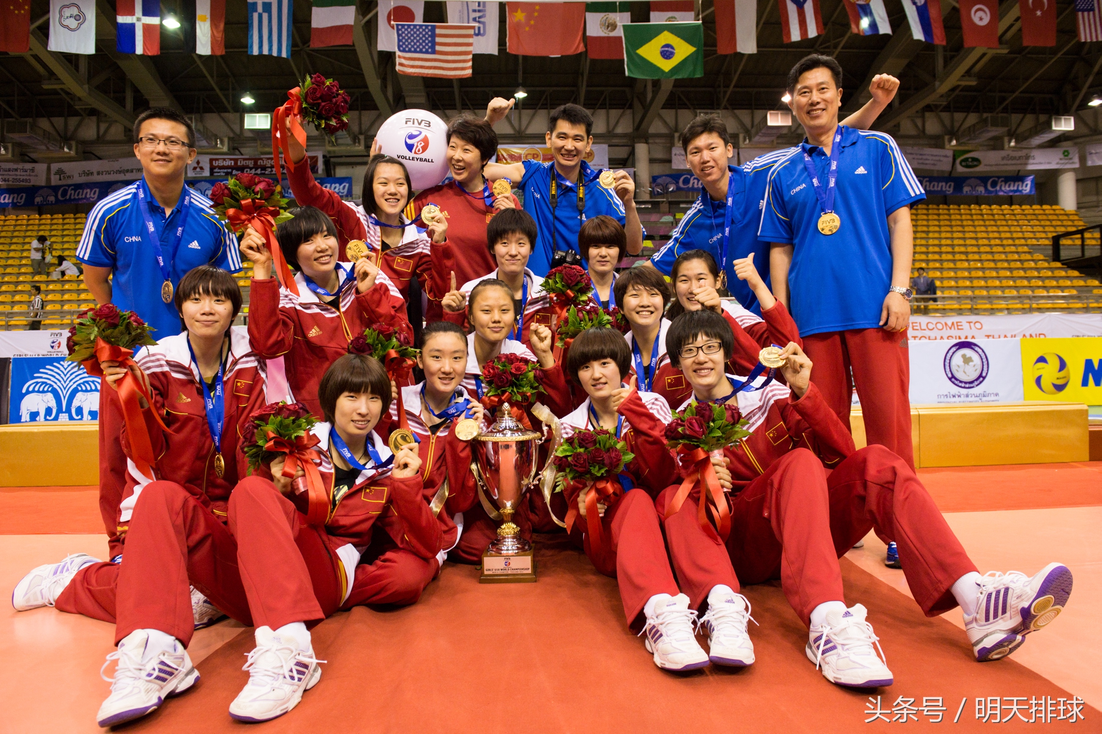 褰掓潵鍚у皯骞磋棰戝畬鏁寸増,褰掓潵鍚у皯骞村畬鏁寸増