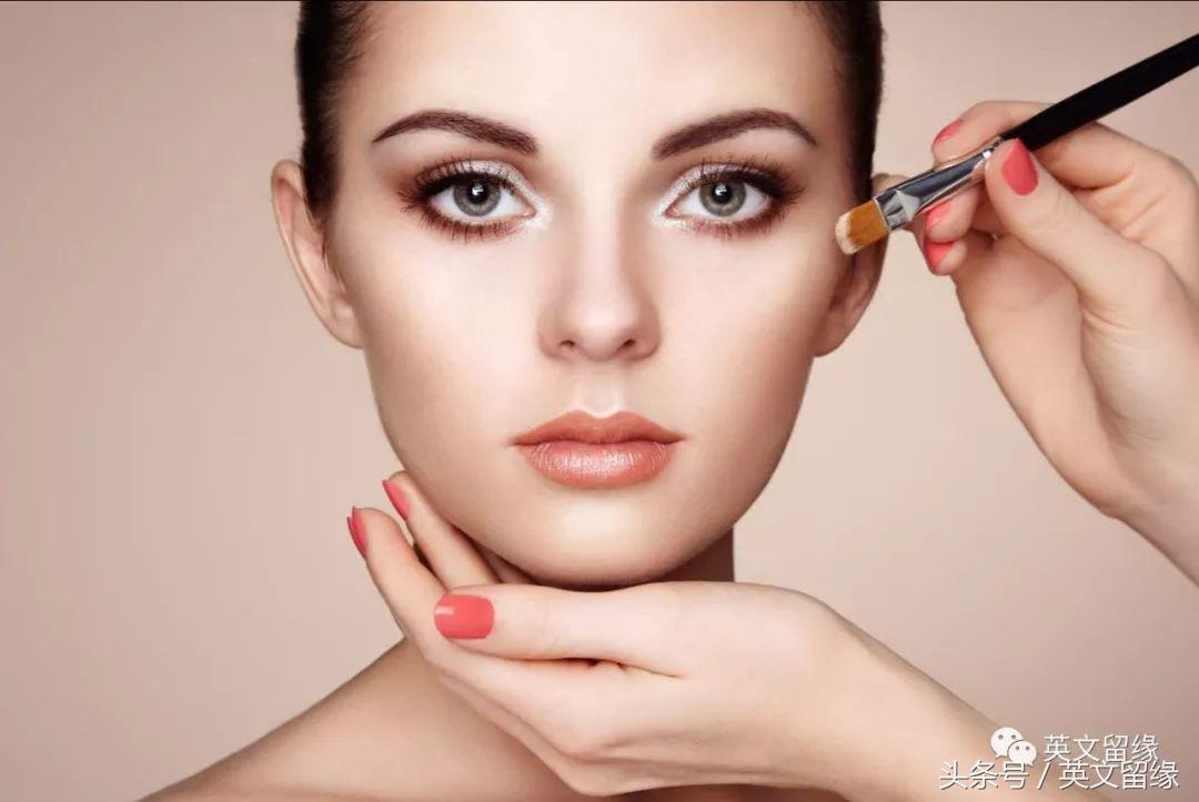 上妆后期浮粉,上妆后浮粉是什么原因