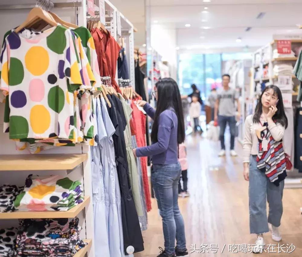 世界杯还没开始，我的伪球迷女票就被人拐走了！