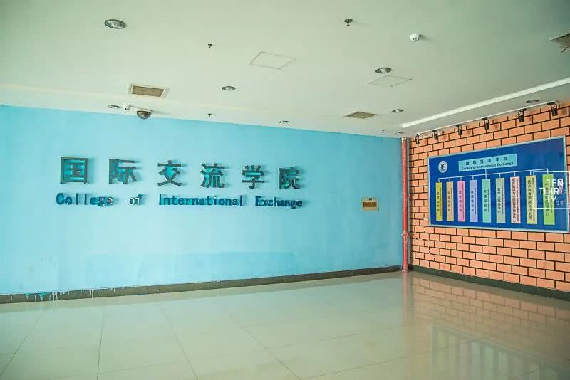 不在汉口的汉口学院，聚集了大花岭大学城最好吃的美食！