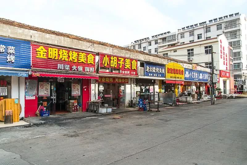 不在汉口的汉口学院，聚集了大花岭大学城最好吃的美食！