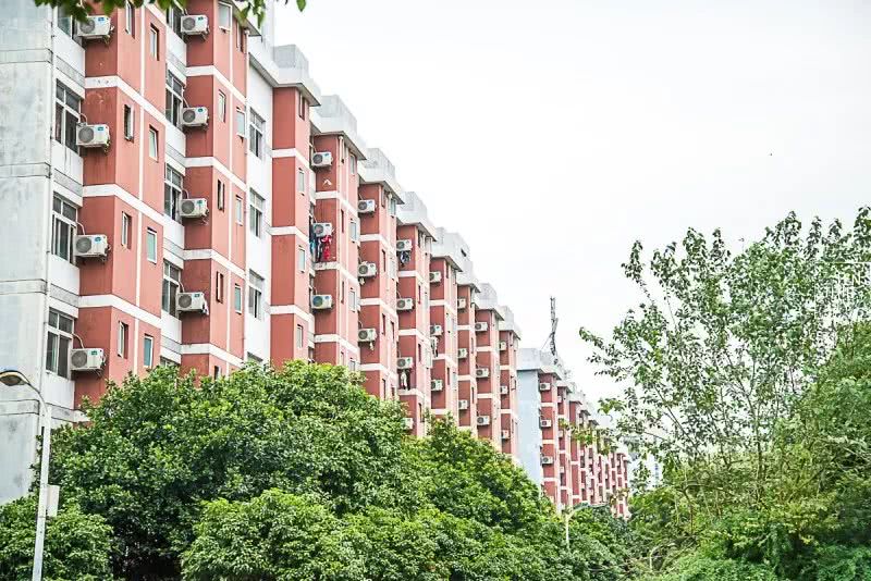 不在汉口的汉口学院，聚集了大花岭大学城最好吃的美食！