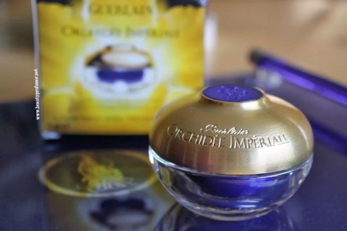 范冰冰化妆台润百颜,范冰冰价值一万的妆