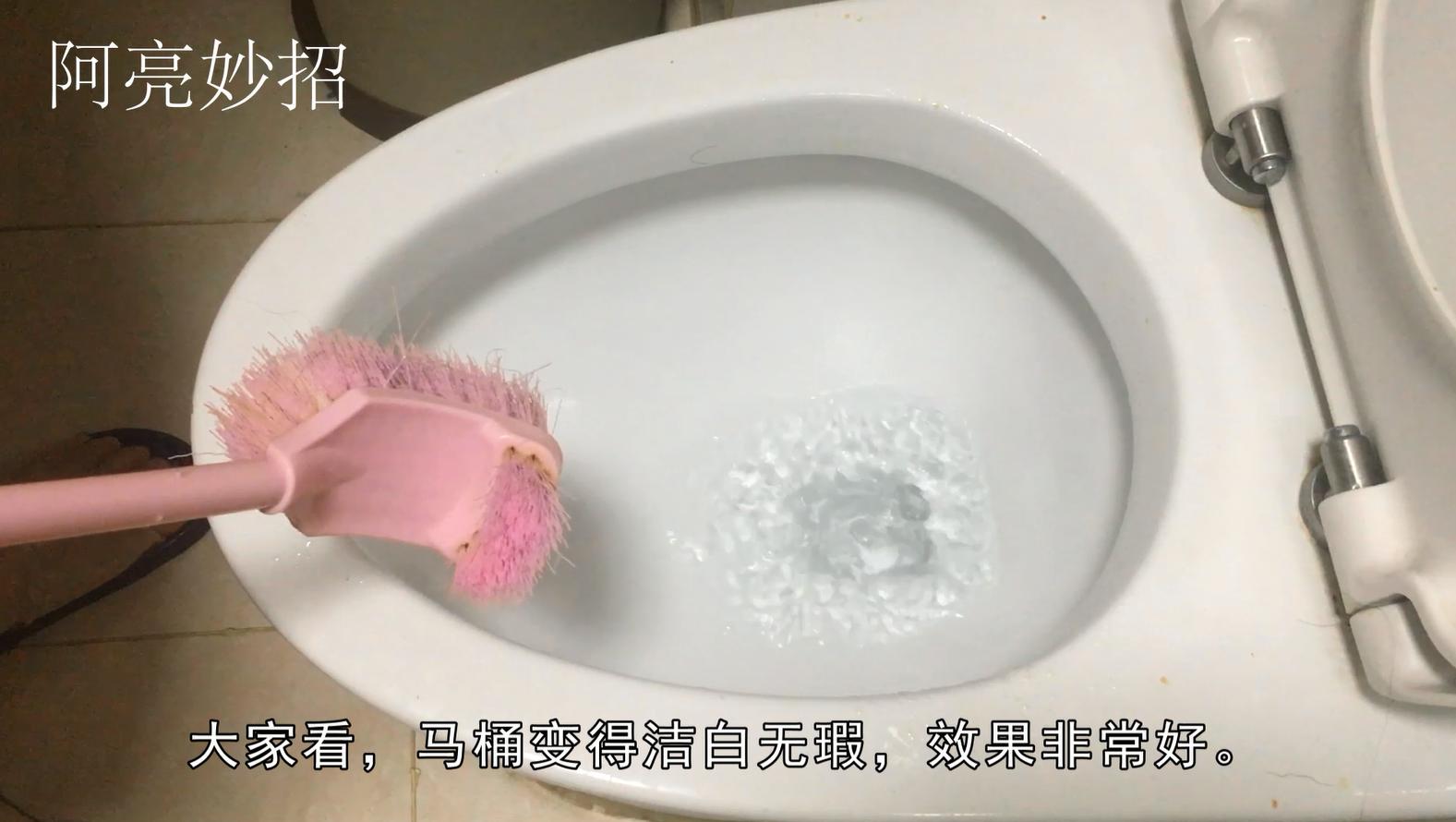 马桶又脏又臭滋生细菌,马桶又黄又有水污怎么办