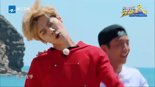 鹿晗继“足球小子”“高速公鹿”“溜冰鹿”后又新增Rap人设?