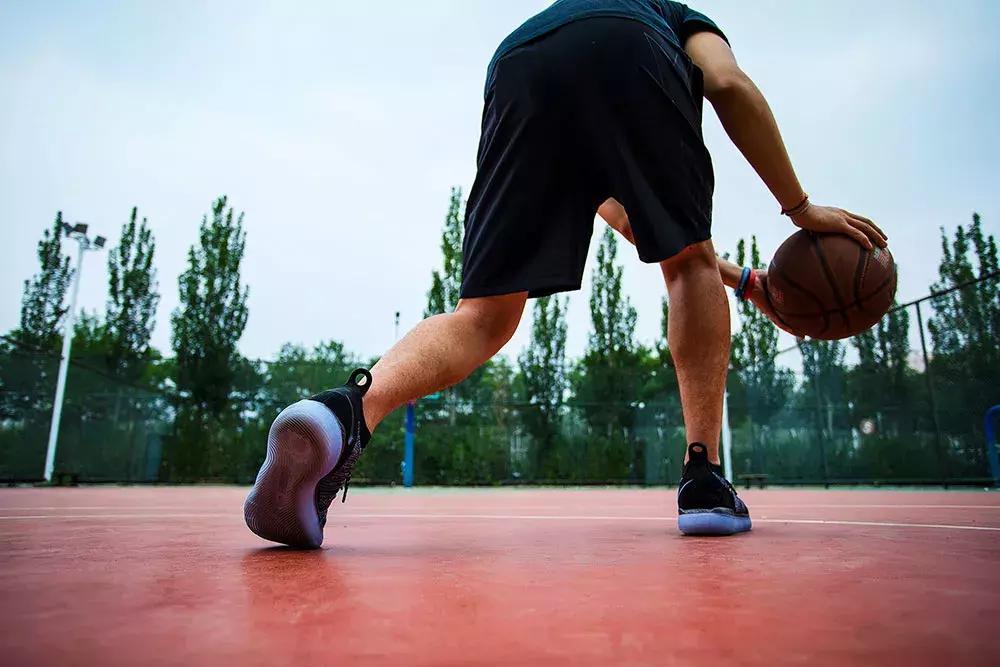 nike全掌react跑鞋,nike全掌zoomx加抗扭