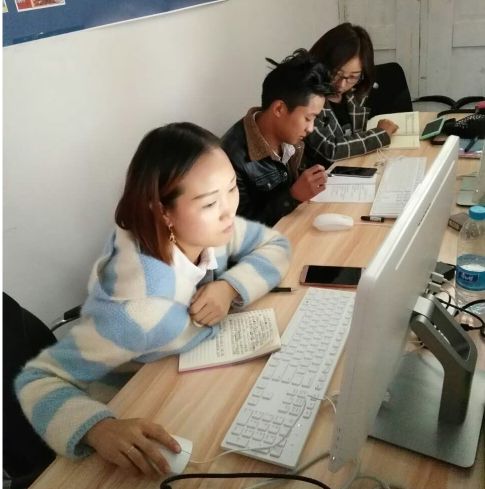 「电商人物」从打工妹到电商创业好青年——杨爱花