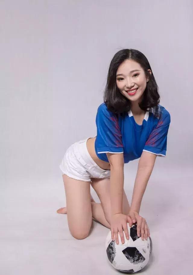 足球赛空姐,空姐和空姐格斗