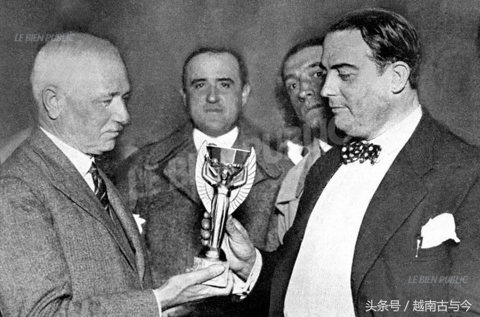 足球世界杯历届经典图片汇总,1930年世界杯真实影像