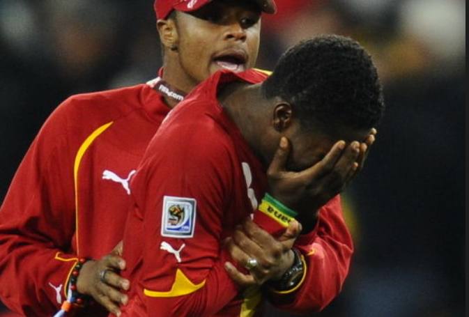 世界杯经典回忆：非洲最接近4强的时刻，苏神上演“魔鬼之手”