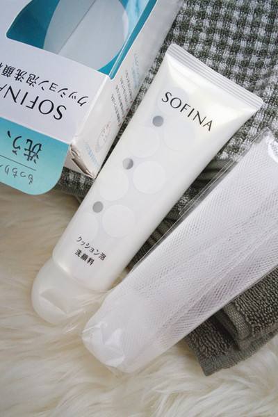 买不起洁面仪也要买个好用的洗面奶啊!