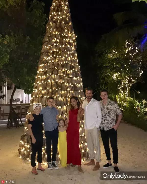 文明观球，给你心目中的世界杯巨星太太团排个名吧！