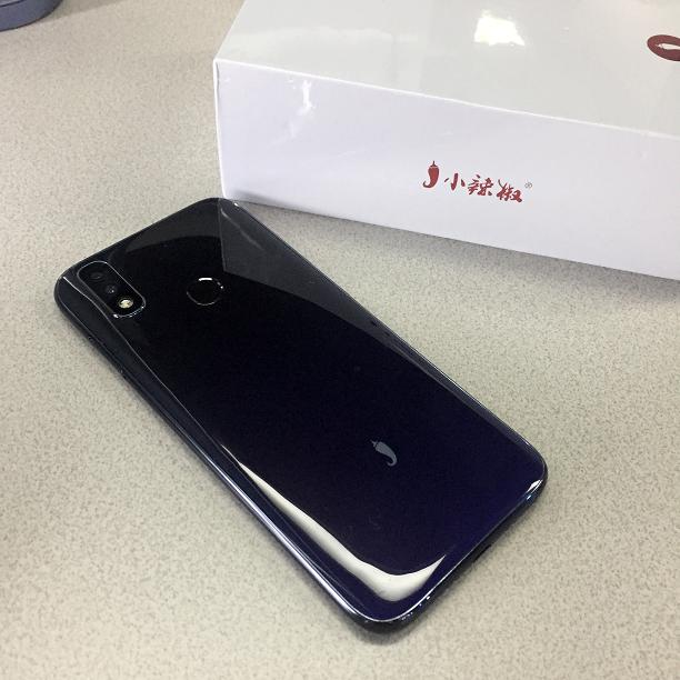 小米两千元以内性价比最高的手机,国产手机巨头走下神坛