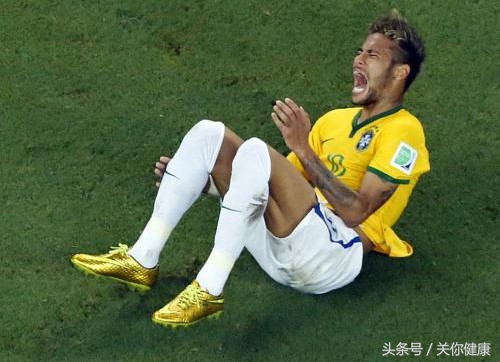 内马尔回应在世界杯受伤,内马尔伤退医学科普