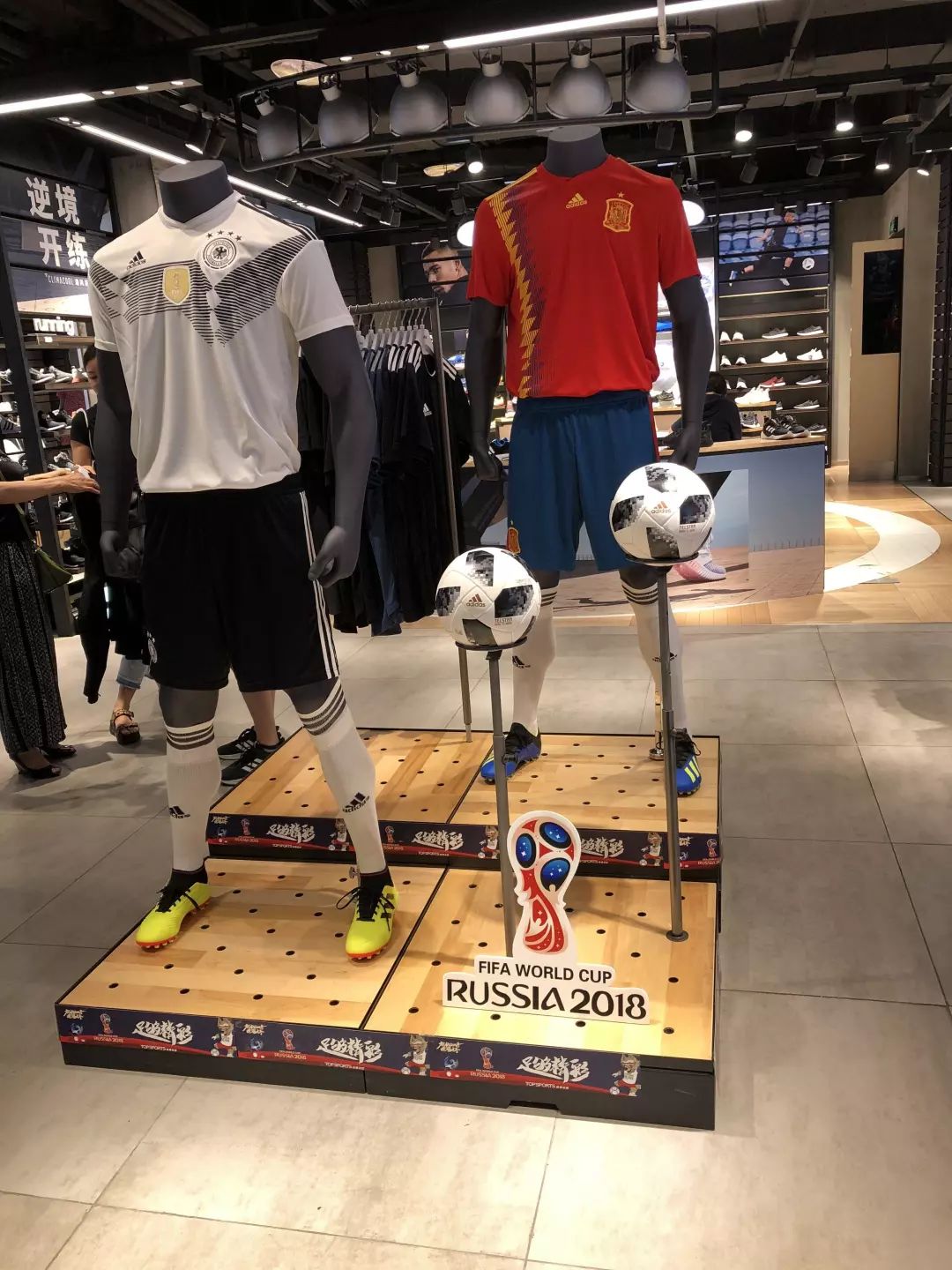 韫儹搴︿笘鐣屾澂鐑偣,韫笘鐣屾澂鐑偣