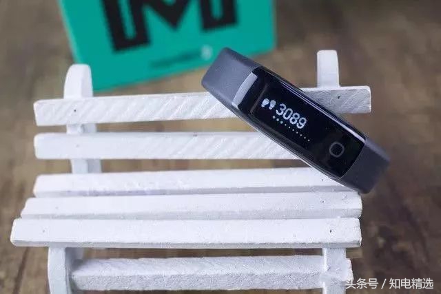 夏季游泳必备数码产品有哪些？