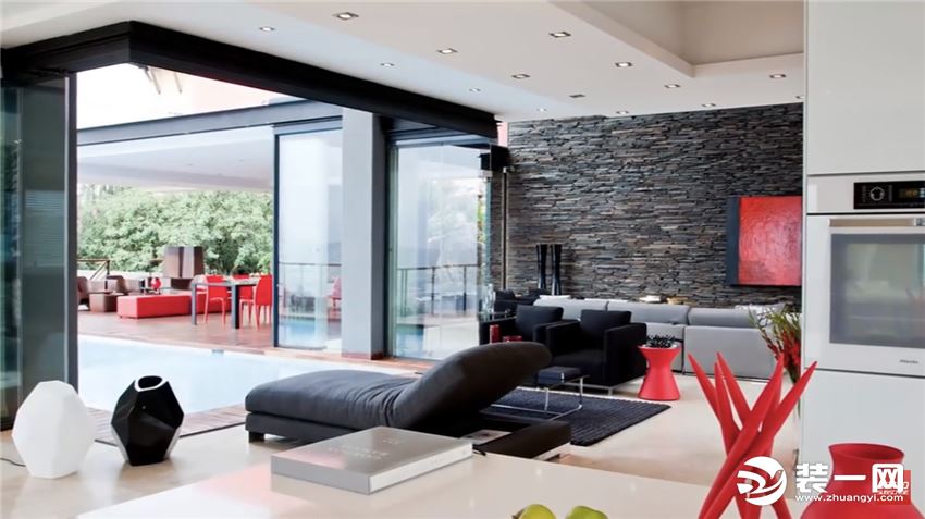 梅西的豪宅像足球一样,梅西装修房子