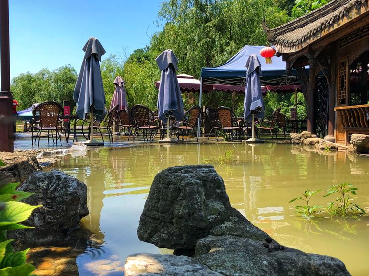 炎炎夏日何处去青岩古镇觅清凉,这个初夏去静谧的古镇寻一处清凉