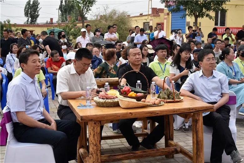 端午节邂逅世界杯，2018青山区文化旅游节暨东达山面塑艺术节伴你快乐过假期！
