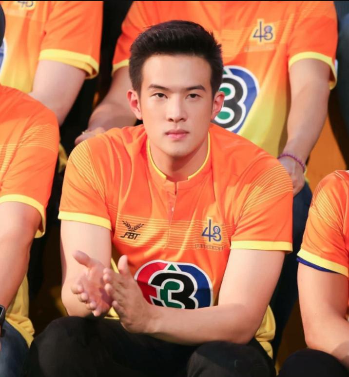 世界杯上看帅哥,世界杯现场看足球