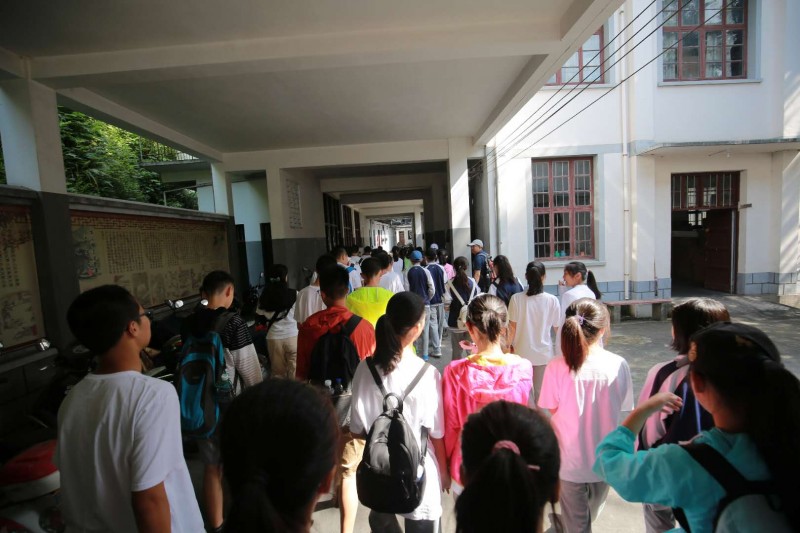 行万里路是为了寻找远方的自己,春风十里只为遇见更好的自己