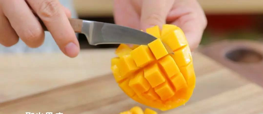 风靡朋友圈的网红甜品,简单易上手的小甜品