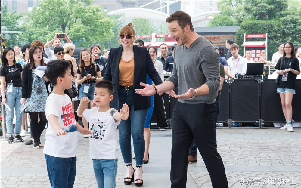 好莱坞十大票房巨片,票房过5亿国产电影