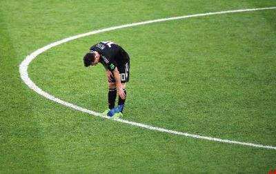 等待阿根廷足球的戈多-写在梅西对阵冰岛罚丢点球后