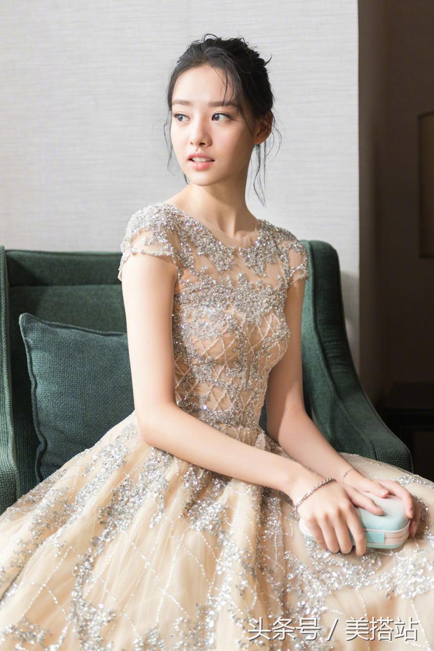 第22届上海电影节明星走红毯视频,第24届上海国际电影节红毯女明星