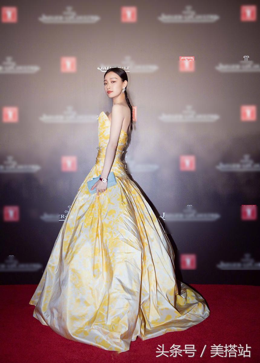第22届上海电影节明星走红毯视频,第24届上海国际电影节红毯女明星
