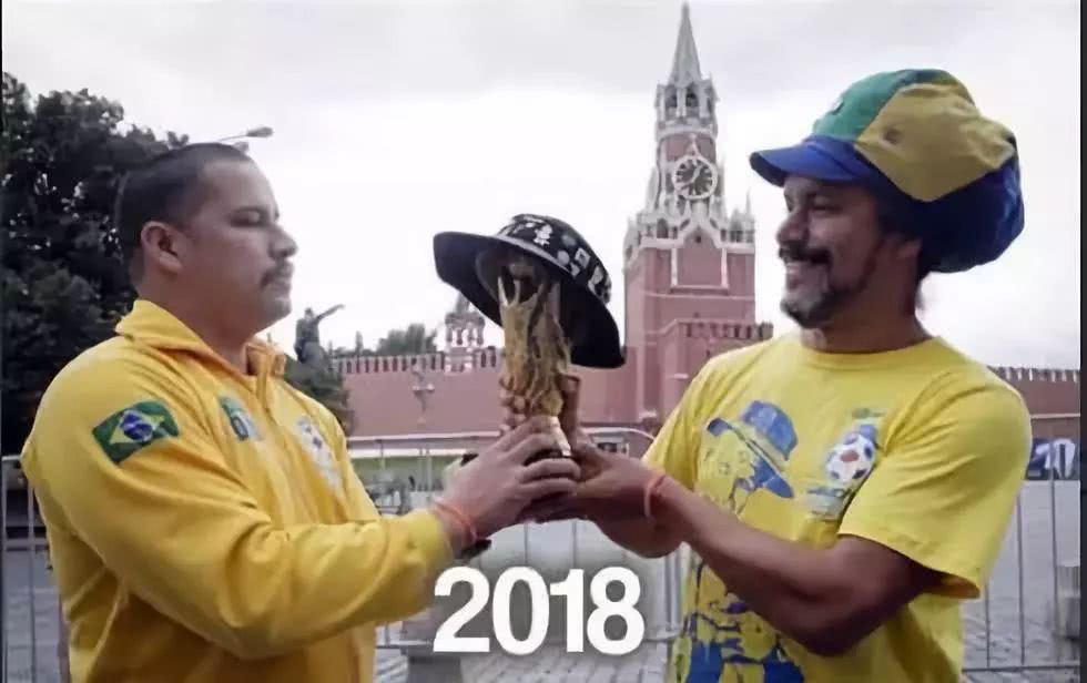 最感人的传承不是梅西和老马，也不是内马尔和大罗，而是这父子仨