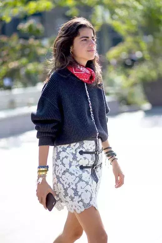 发现一件好看的衣服,这3种单品这样穿简单却很时髦