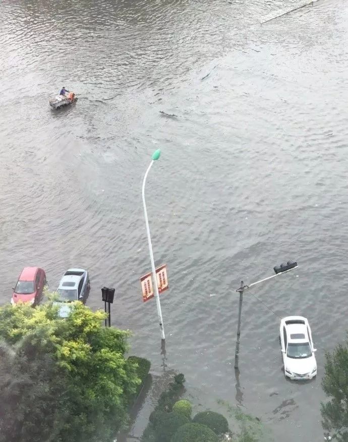 天津多云转小雨,天津阵雨过后