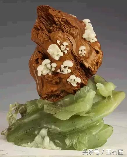 岫岩花玉深绿色原石图片,岫岩花玉哪个颜色贵图片