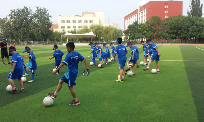 世界杯足球夏令营带你体验俄罗斯世界杯