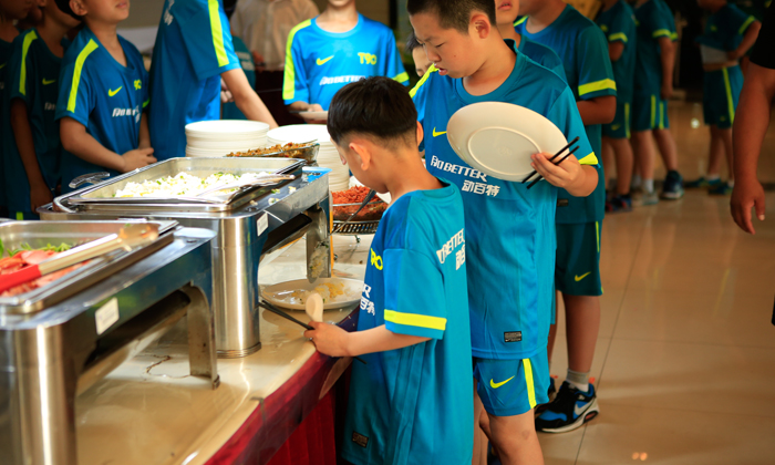 夏令营足球集训,足球夏令营全国联赛