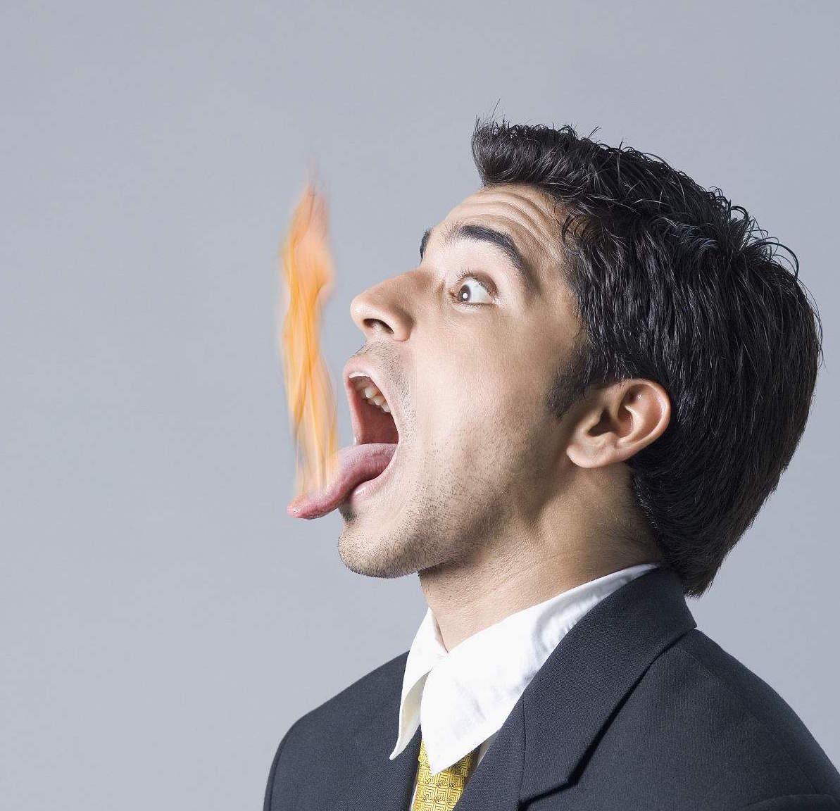 喝开水被烫到舌头怎么办,中国人为什么有喝热水的习惯