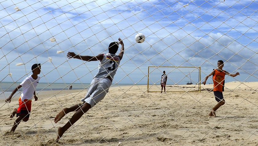 从世界杯看足球技术的发展,看足球赛拍摄技巧