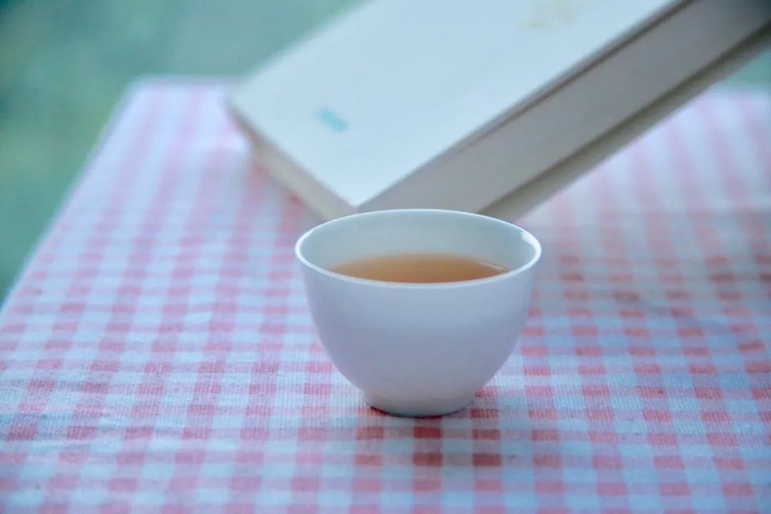 凤凰单丛茶水仙,凤凰单枞与凤凰单丛是两种茶吗