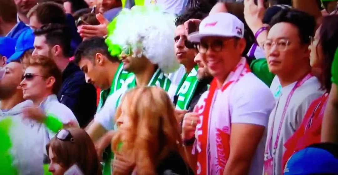 涓栫晫鏉湅鍙嬪湀鍒峰睆,鏈嬪弸鍦堜笘鐣屾澂鍒峰睆